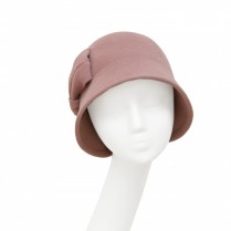 Hat in the style of "20s"