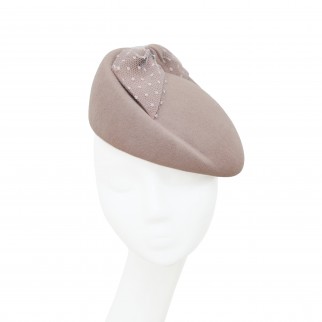 Asymmetrical beret