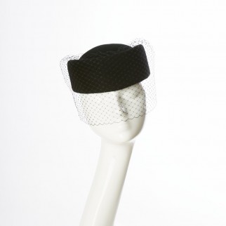 Tablet with a veil "Kate"