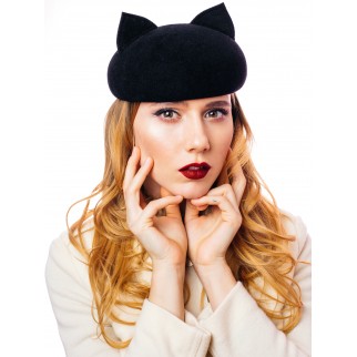 Felt beret with ears