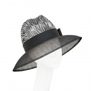 Hat "Incognito" of sinamay Hat "Incognito" of sinamay