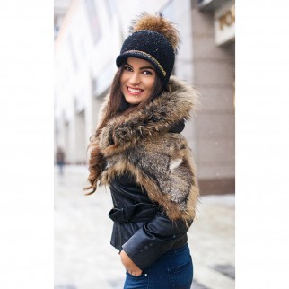 Cindy Cap With Fur Pompon Cindy Cap With Fur Pompon