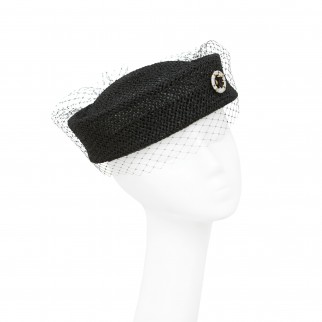 Straw pill-box hat "Chanel" with veil Straw pill-box hat "Chanel" with veil