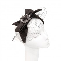 Satin headband with decor