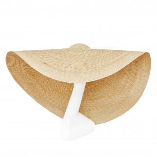 Wide-brimmed straw hat Wide-brimmed straw hat