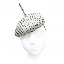 Polka-dot straw beret with an "antenna"