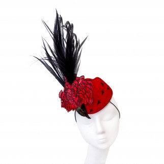  The hat "Royal Bird"