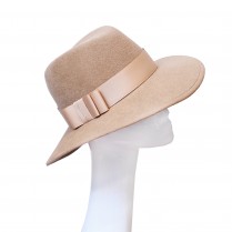 Bettys wide brimmed hat