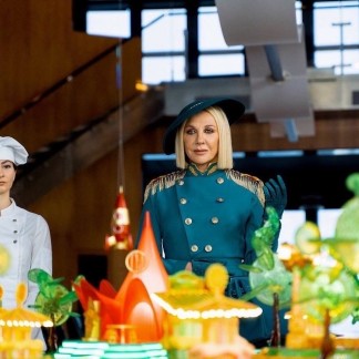 Shapoklyak's hats: who made hats for the most stylish character of Cheburashka