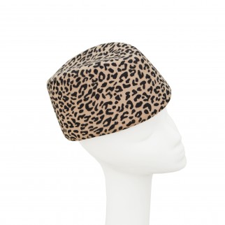 Felt hat in leo print