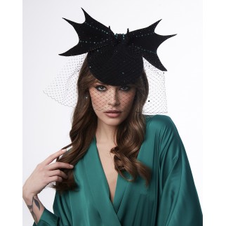Pill-box hat "Dragon Wings" with veil