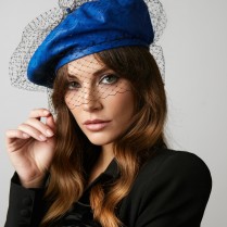 Leather beret with a veil "a novel in Paris"