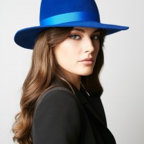 Hat "Paris blue"