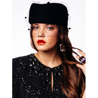 Tablet with a veil "Jacqueline"