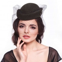 Hat "Grace" with a veil