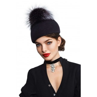 A felt beret with a pompon